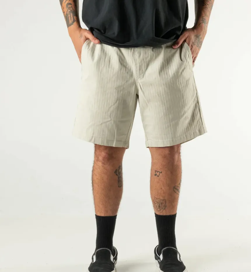 FORMER - Prayer Walkshorts - ECRU