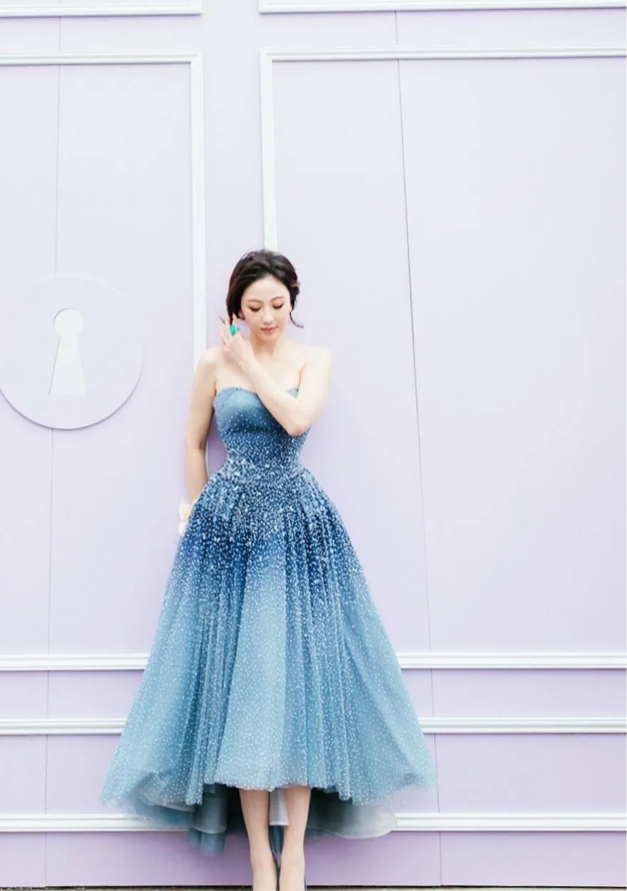Luxury gradient blue crystals pearls sequins handmade beaded tea length couture prom dresses