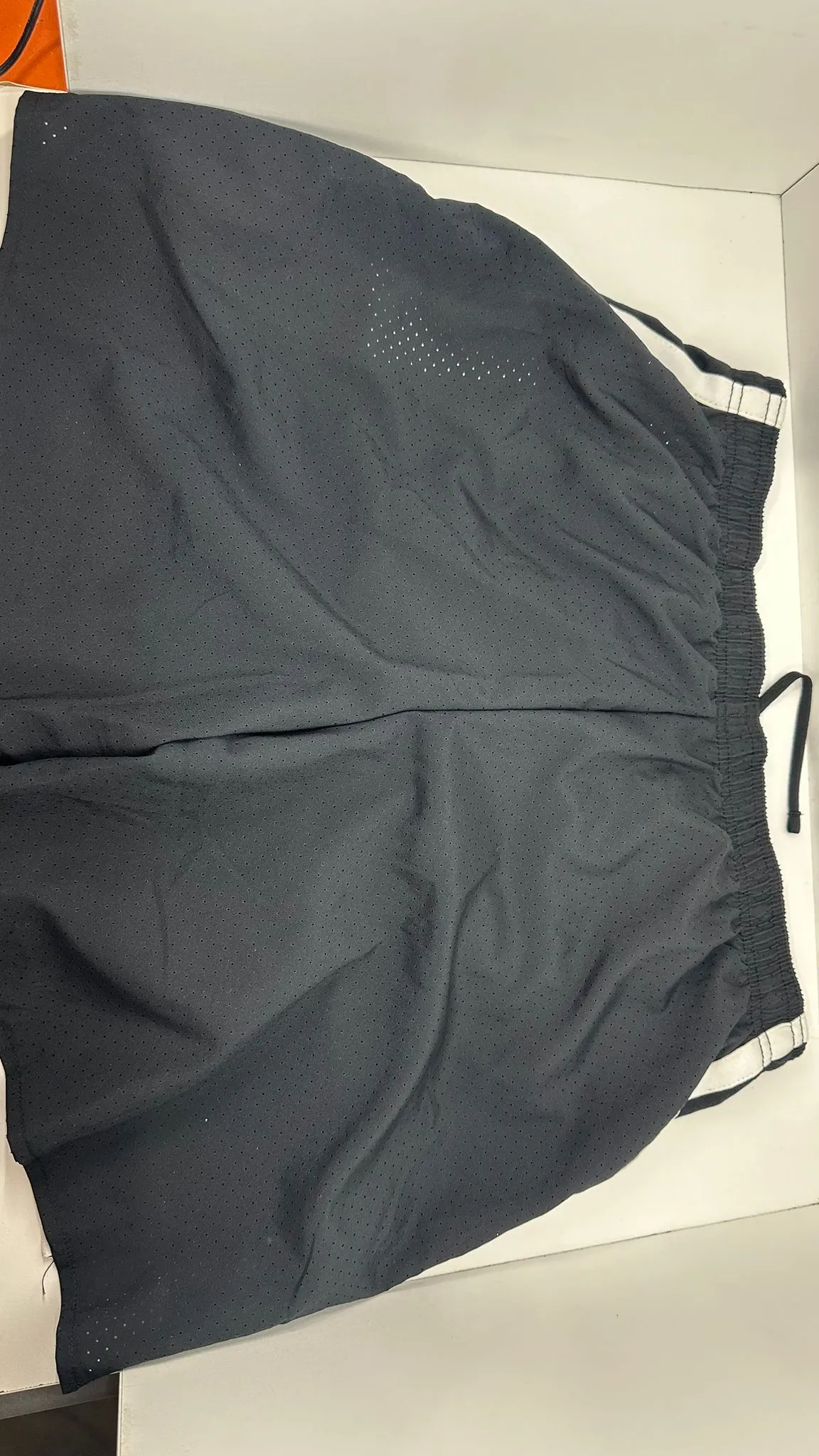 Nike Mens 7 Inch Short Regular Elastic Active Shorts Size Large