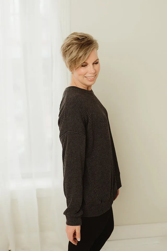 Oversized Two Tone Pullover