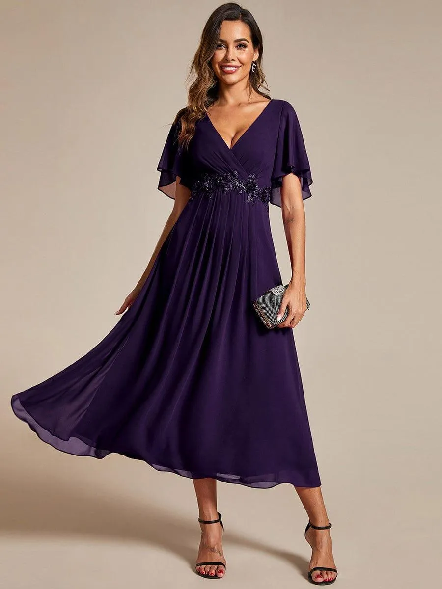 Short Sleeve V Neck Knee Length Mother of the Bride Dress