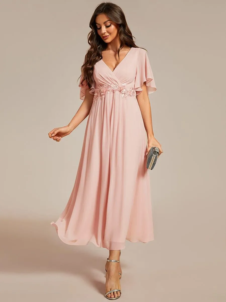 Short Sleeve V Neck Knee Length Mother of the Bride Dress