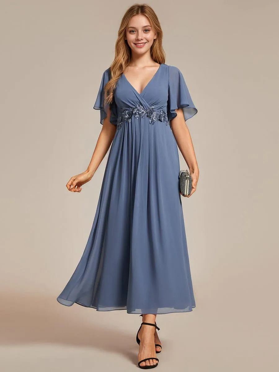 Short Sleeve V Neck Knee Length Mother of the Bride Dress