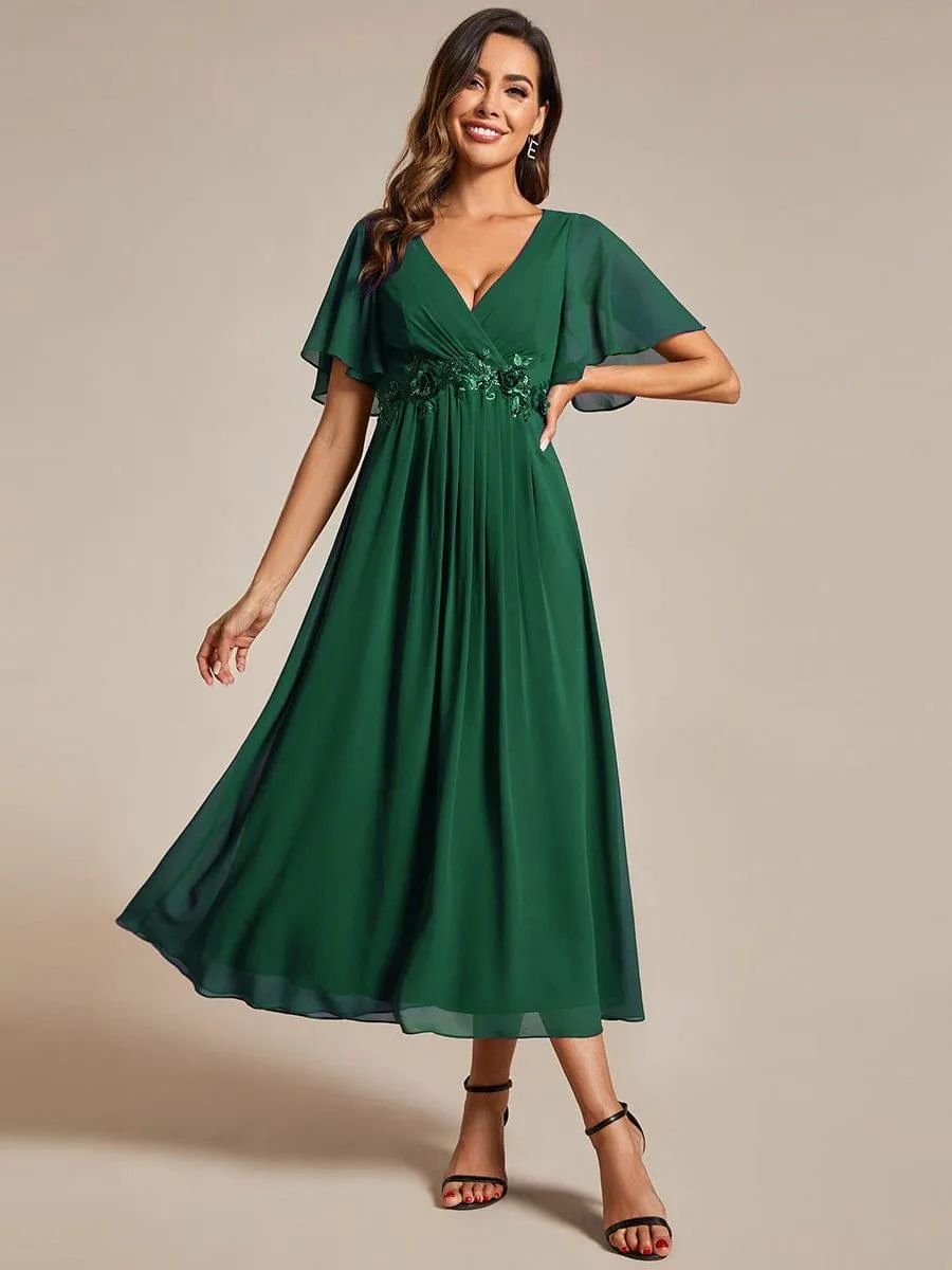 Short Sleeve V Neck Knee Length Mother of the Bride Dress