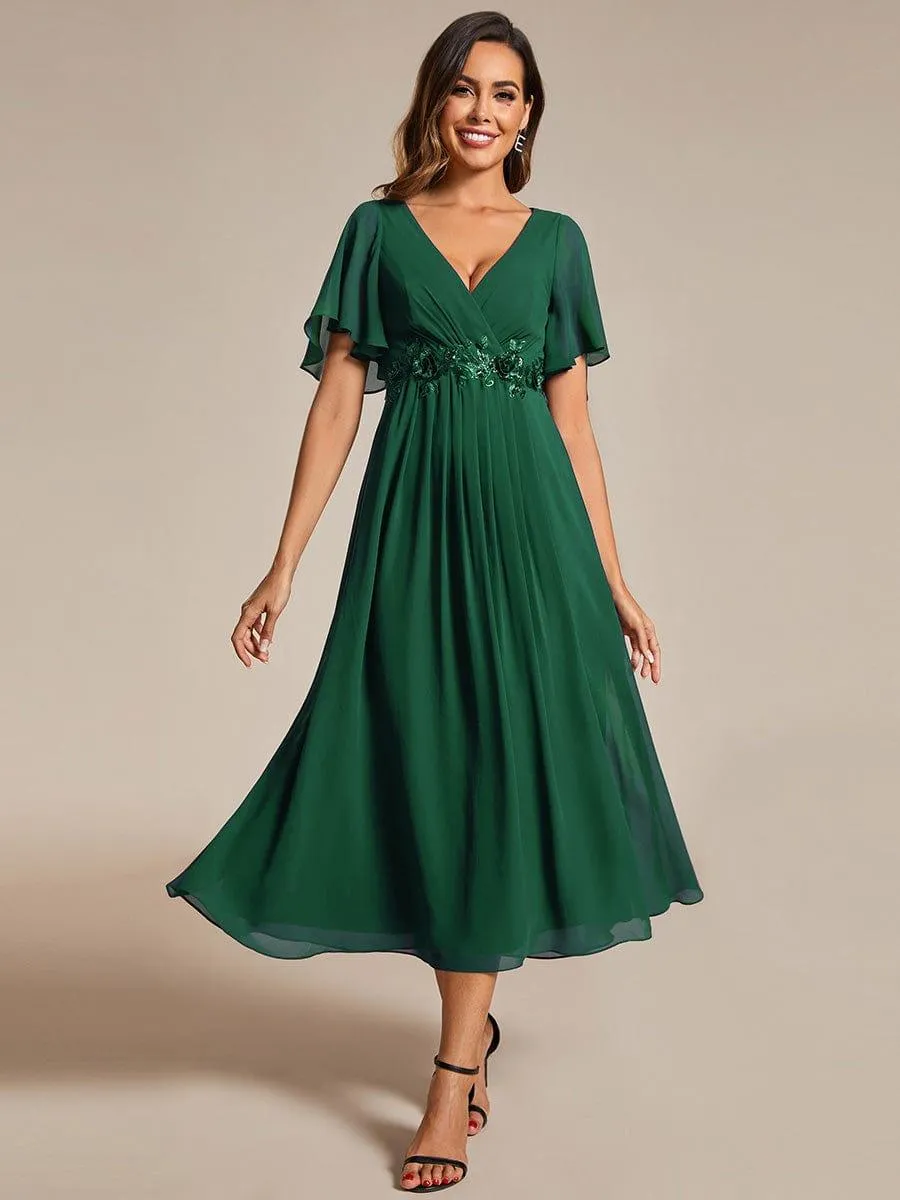 Short Sleeve V Neck Knee Length Mother of the Bride Dress