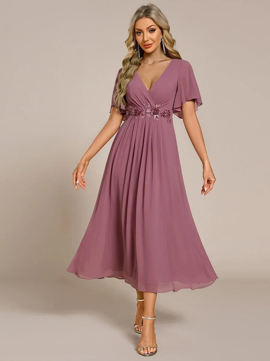 Short Sleeve V Neck Knee Length Mother of the Bride Dress