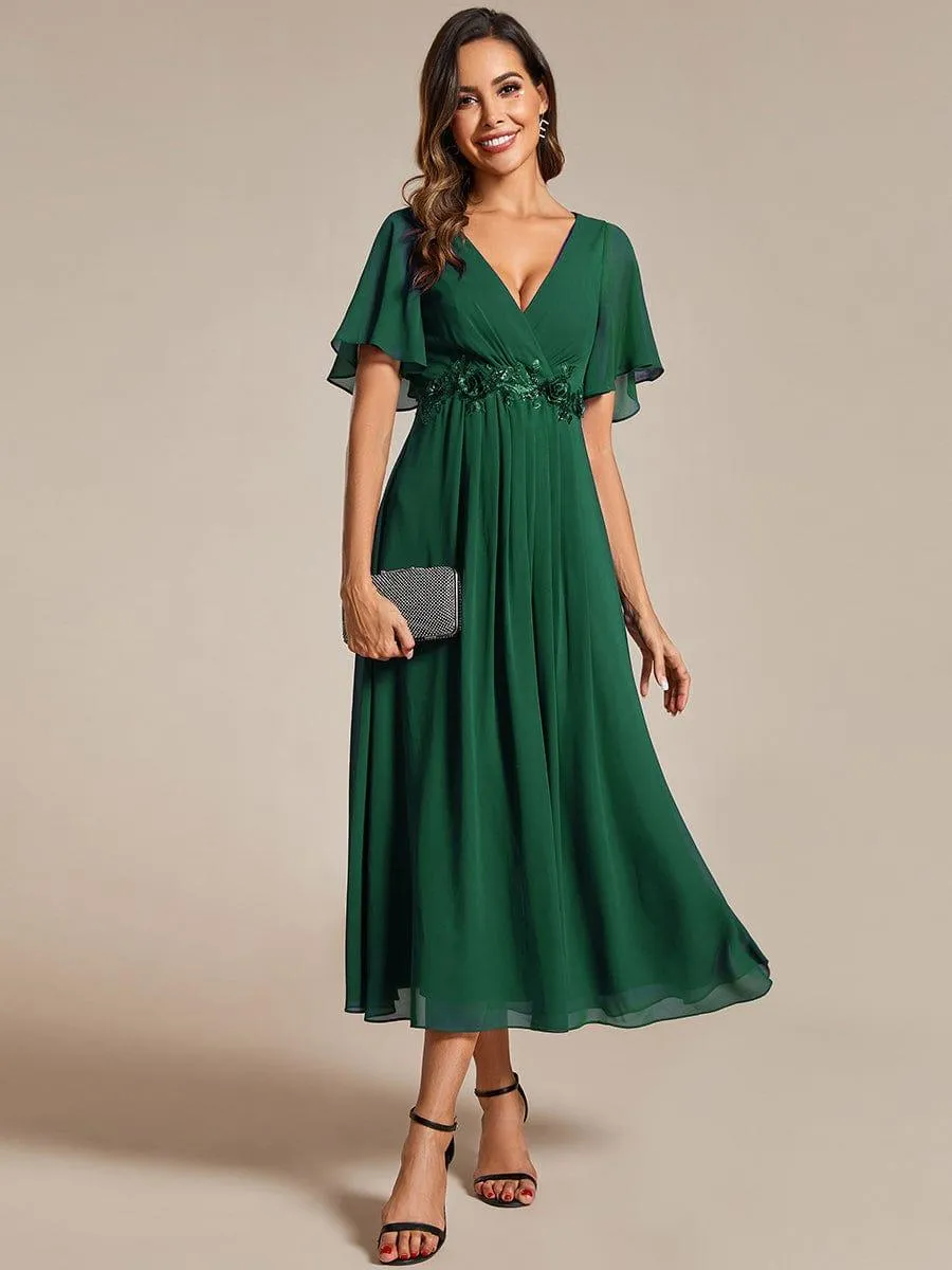 Short Sleeve V Neck Knee Length Mother of the Bride Dress