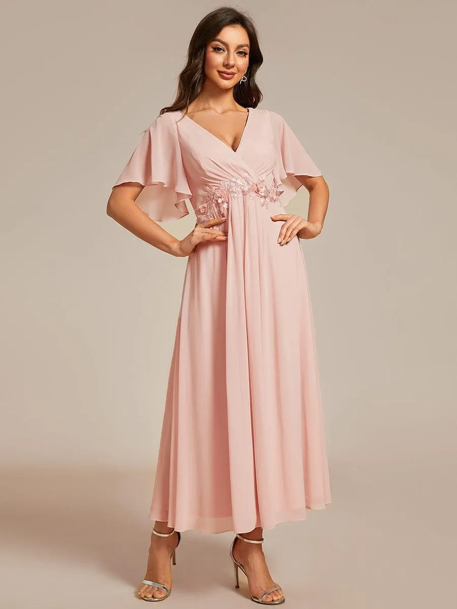Short Sleeve V Neck Knee Length Mother of the Bride Dress