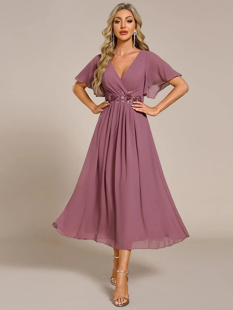 Short Sleeve V Neck Knee Length Mother of the Bride Dress