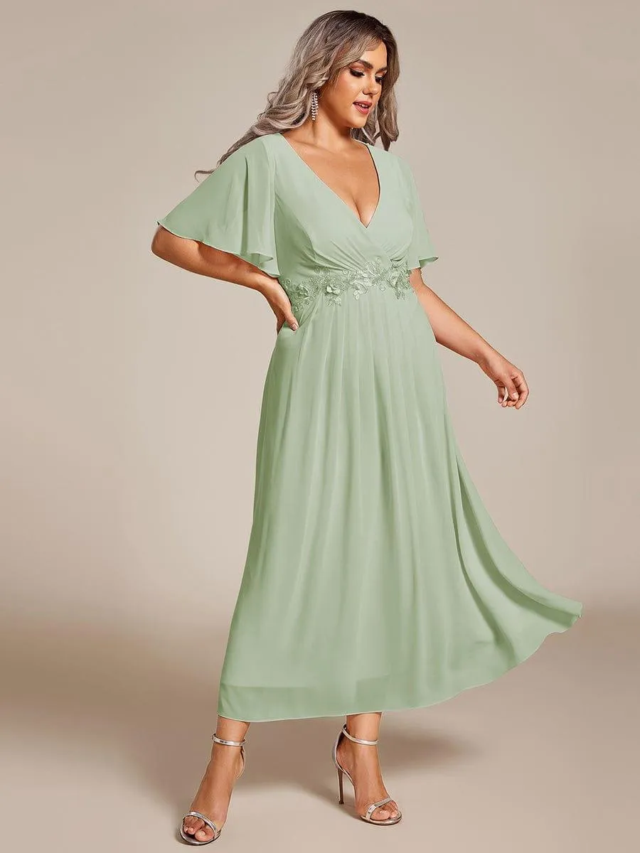 Short Sleeve V Neck Knee Length Mother of the Bride Dress