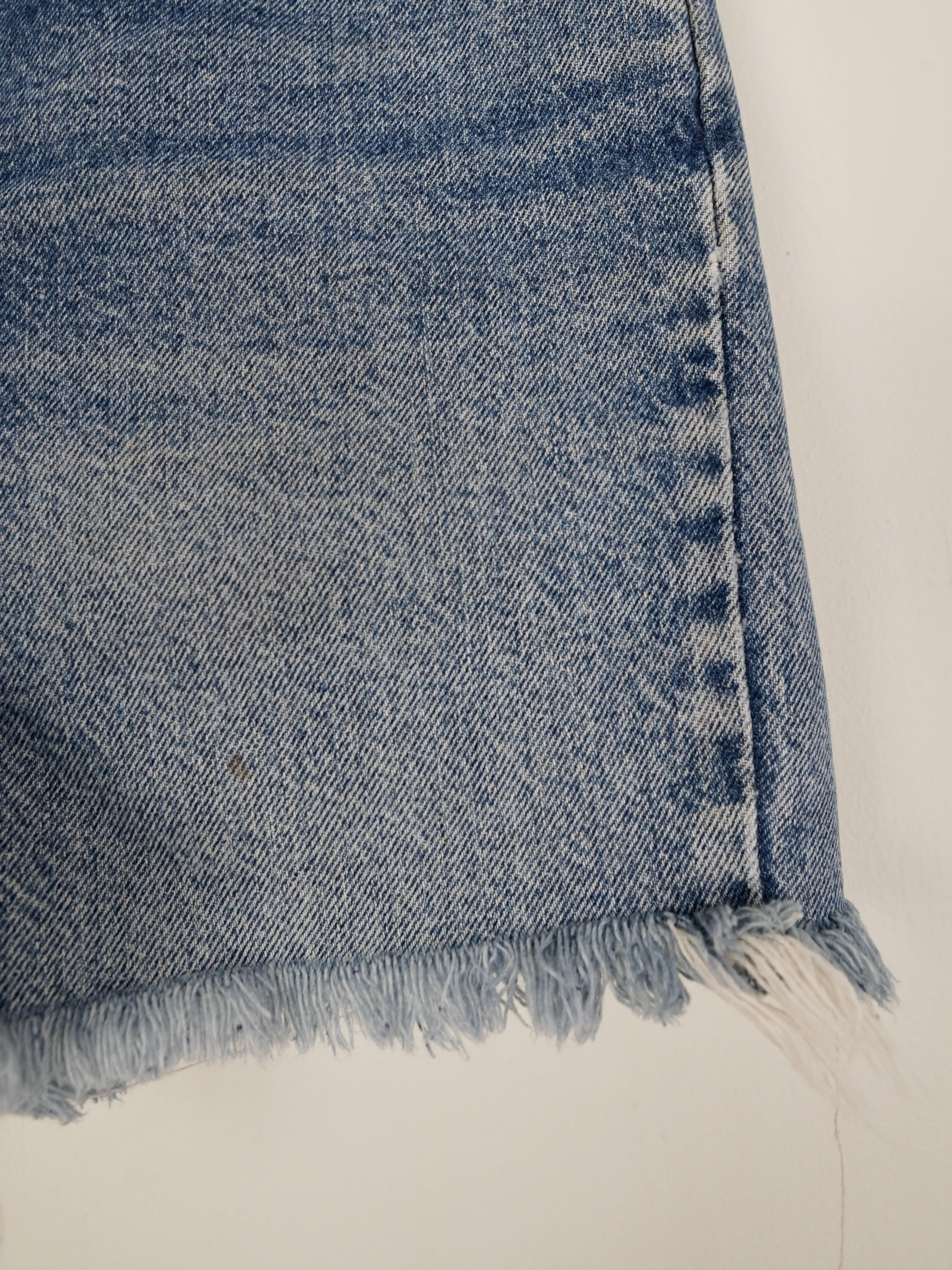 Vintage Levi's Denim Cut Off Jean Shorts - 28" Waist
